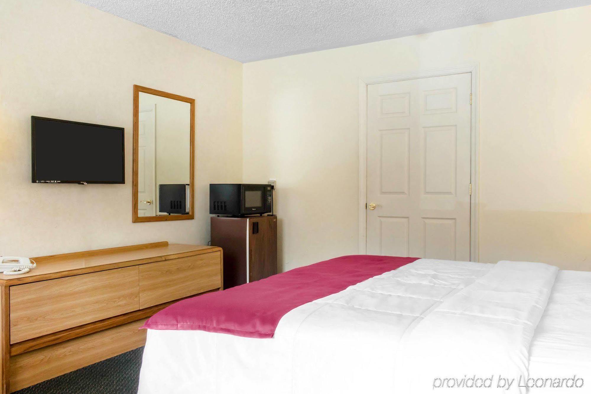 Marmora Oceanside Lodge מראה חיצוני תמונה